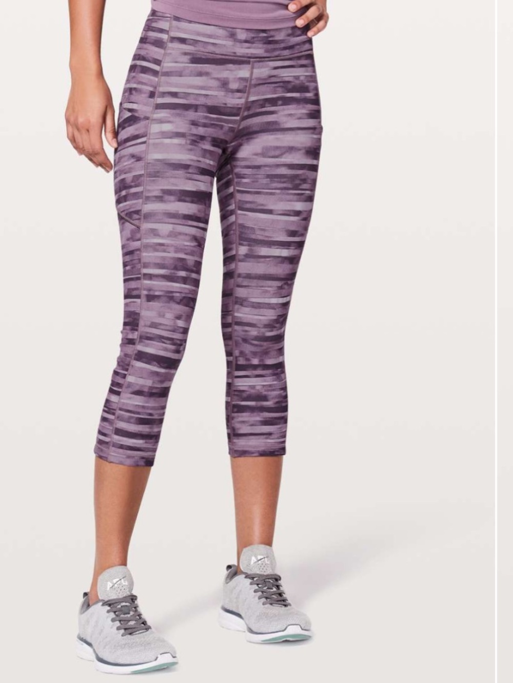 Lululemon Speed Up Crop 21" Shadowed Smoked Mulberry Size 8